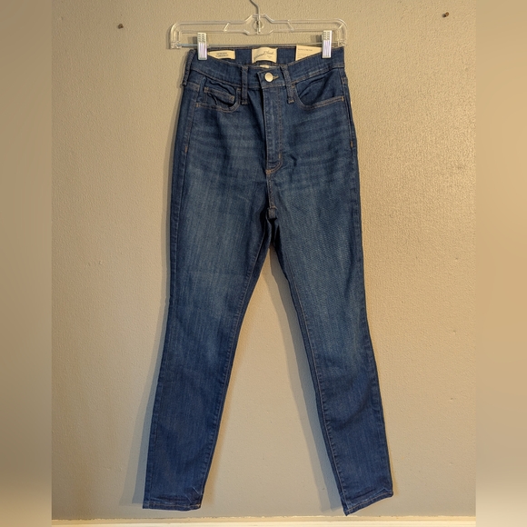 High-Rise Skinny Jeans - Medium Wash  2 Reg - Picture 2 of 8